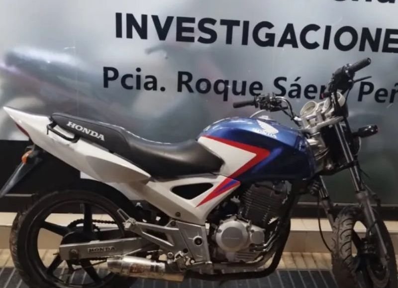 Recuperaron Una Moto Robada Que Fue Abandonada En La V A P Blica En