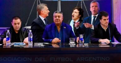 AFA reeligió a Chiqui Tapia y confirmó la anulación de los descensos para la temporada actual